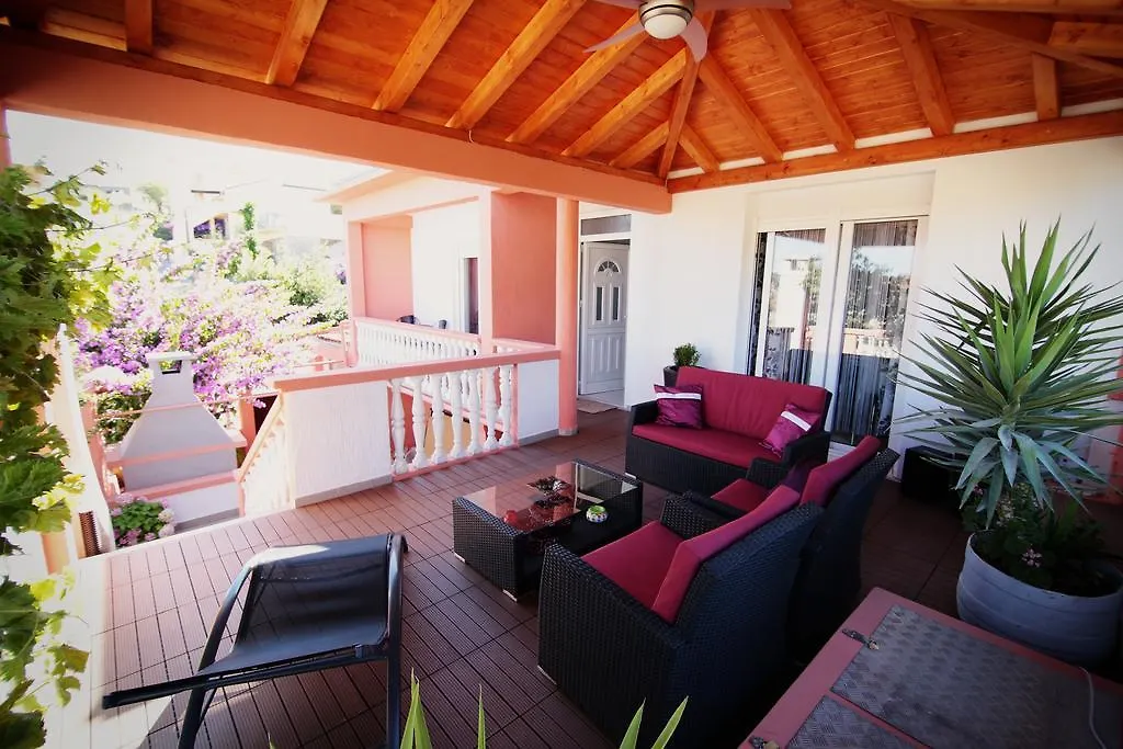 Villa Long Island Luxury Residence, Sali Dugi Otok-Private Parking,Next To Beach Apartment