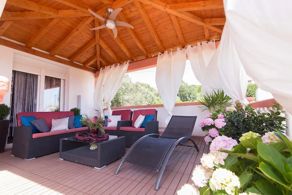 Villa Long Island Luxury Residence, Sali Dugi Otok-Private Parking,Next To Beach Apartment