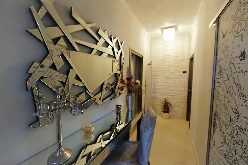 Villa Long Island Luxury Residence, Sali Dugi Otok-Private Parking,Next To Beach Croatia
