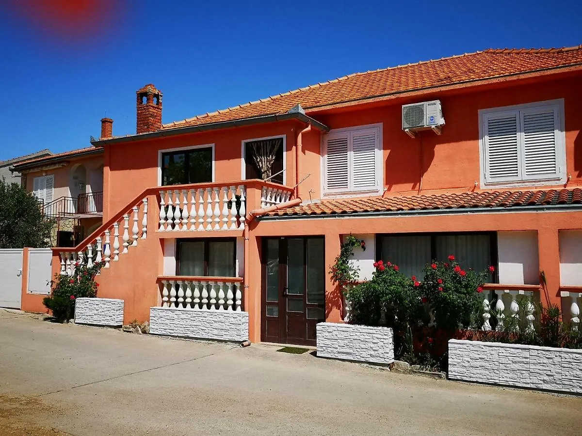 Villa Long Island Luxury Residence, Sali Dugi Otok-Private Parking,Next To Beach 0*,